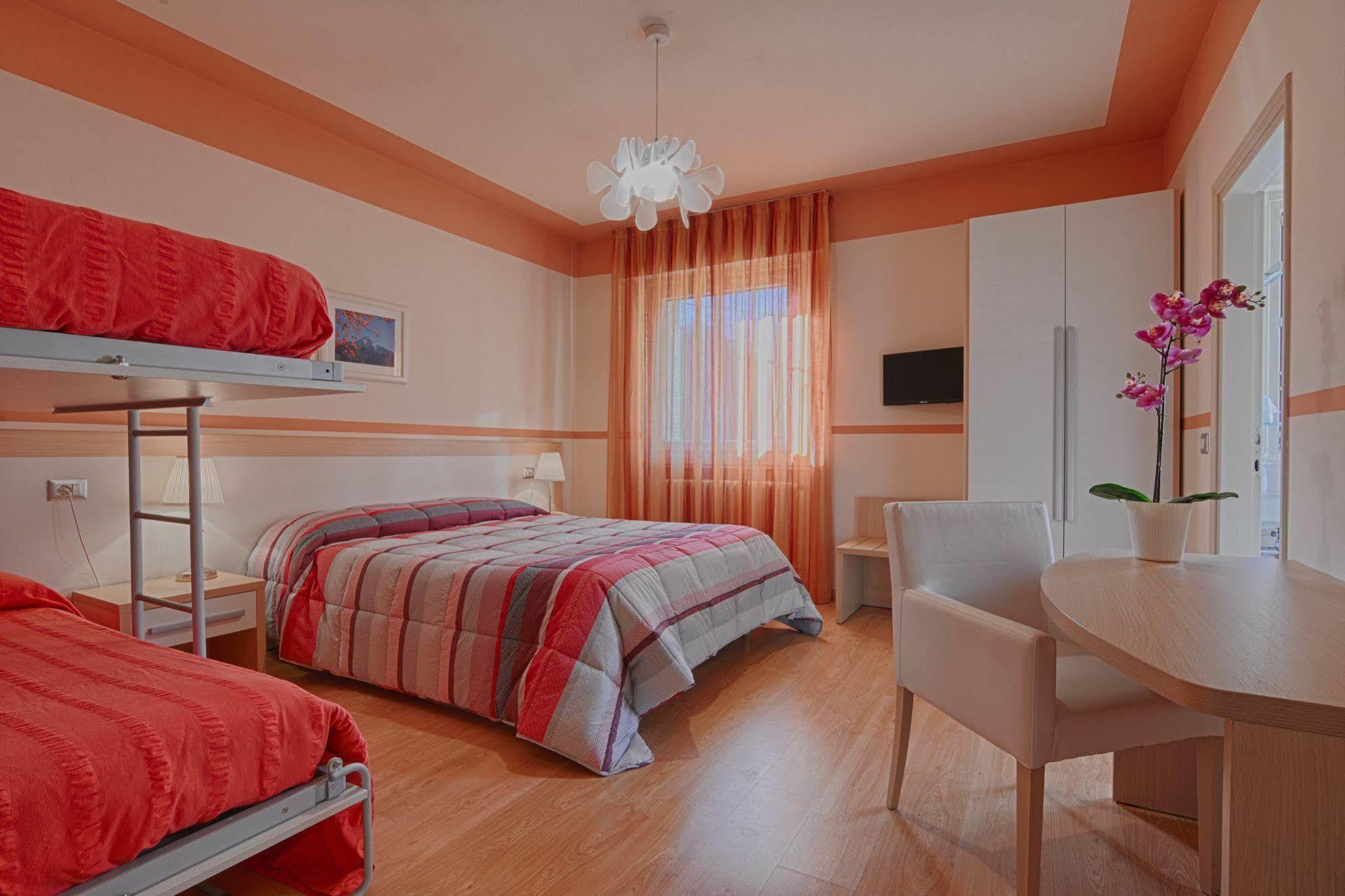 Hotel Europa - Sorico Eksteriør billede