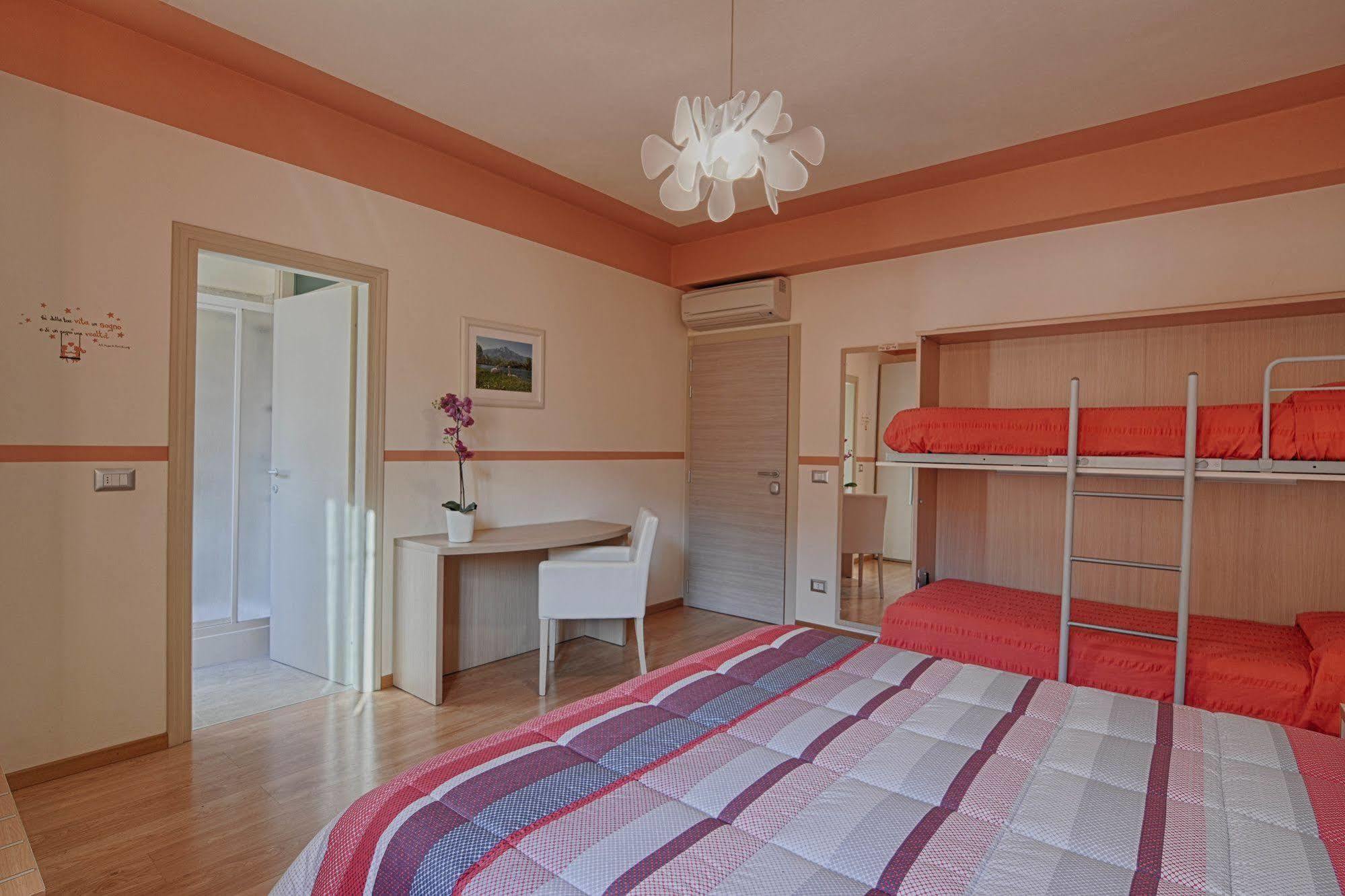 Hotel Europa - Sorico Eksteriør billede