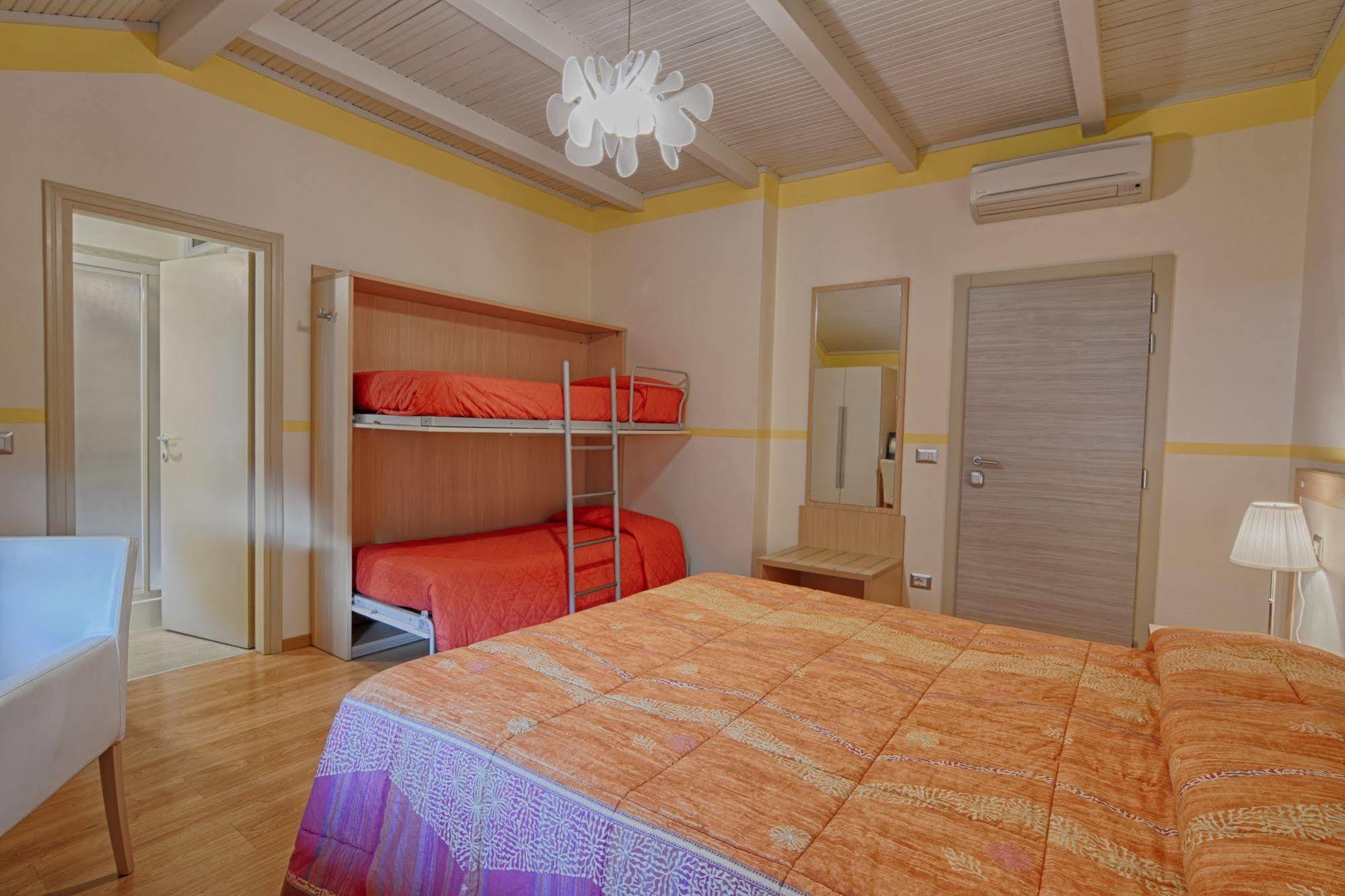 Hotel Europa - Sorico Eksteriør billede